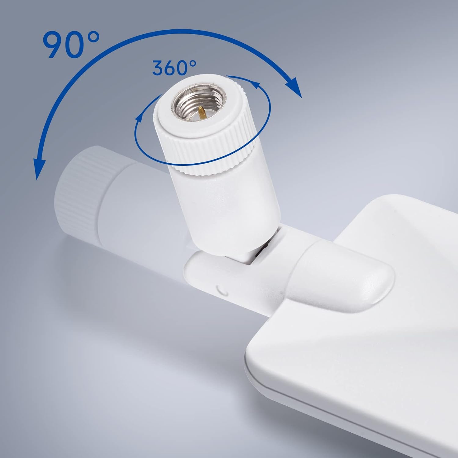 Close-up of the 7dBi antenna radiator and the reinforced magnetic base for stable mounting