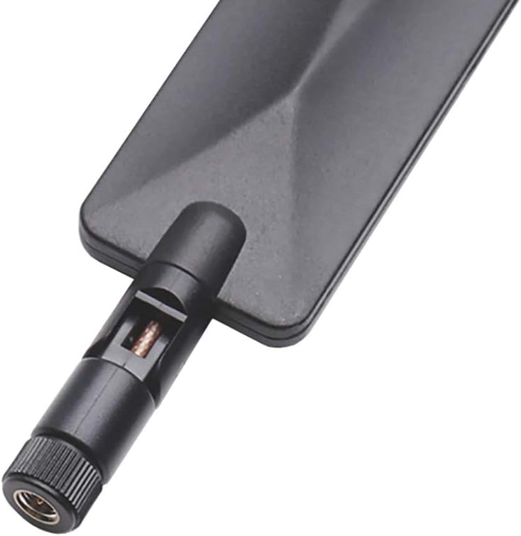 Close-up of the extra-long 9dBi high-gain antenna rods and reinforced 30mm magnetic suction bases