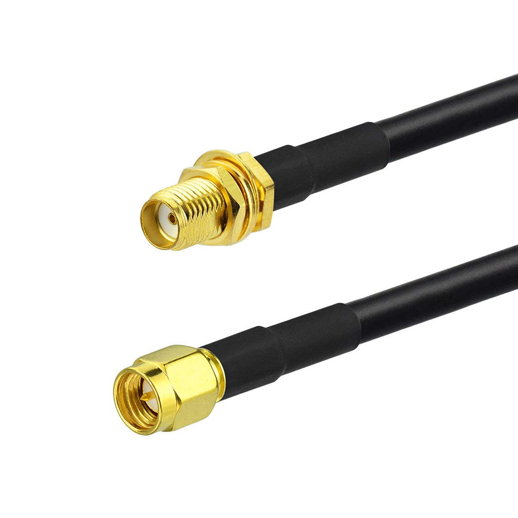 Detailed view of the SMA male (internal thread with pin) and SMA female (external thread with hole) interfaces