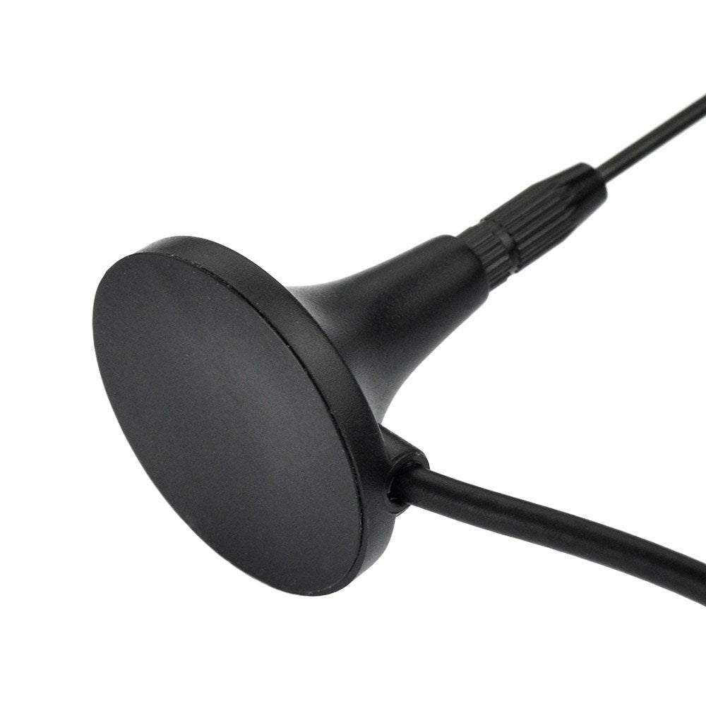 Close-up of the powerful magnetic base and high-quality antenna mast design